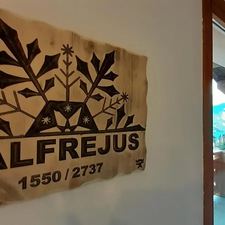 Duplex Renove De 90m² - 10/12 Pers, Proche Pistes Et Centre, Modane - Fr-1-265-179